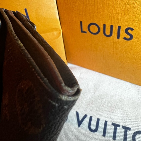 Louis Vuitton Elise Compact Wallet Men or Women’s wallet - Picture 8 of 16